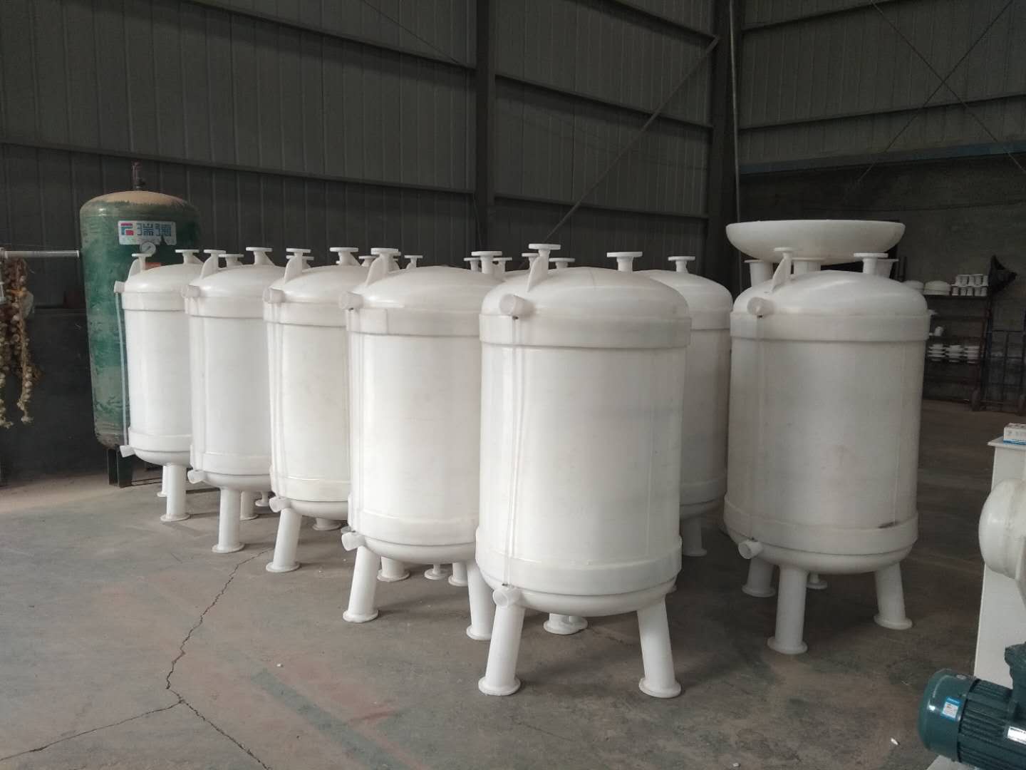 聚丙烯儲(chǔ)罐